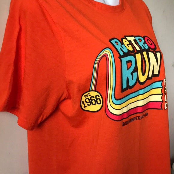 Retro Run graphic tee - Picture 5 of 5